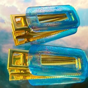 Blue glitter barrette set